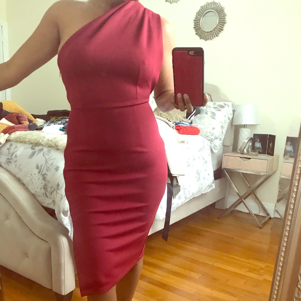 One shoulder burgundy dress
